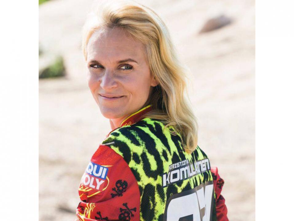 Kristiina Komulainen tunnetaan aikaansaavana energiapakkauksena, jolla on varmasti paljon annettavaa suomalaiselle moottoriurheilulle. Kuva: Victor Engström.