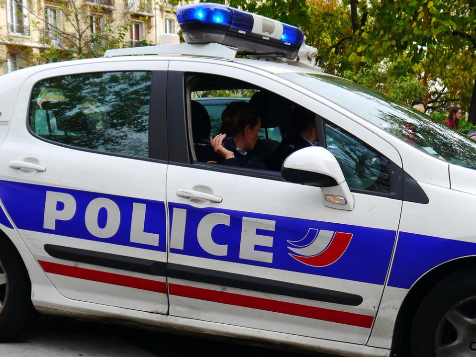 Ranskalainen poliisiauto.