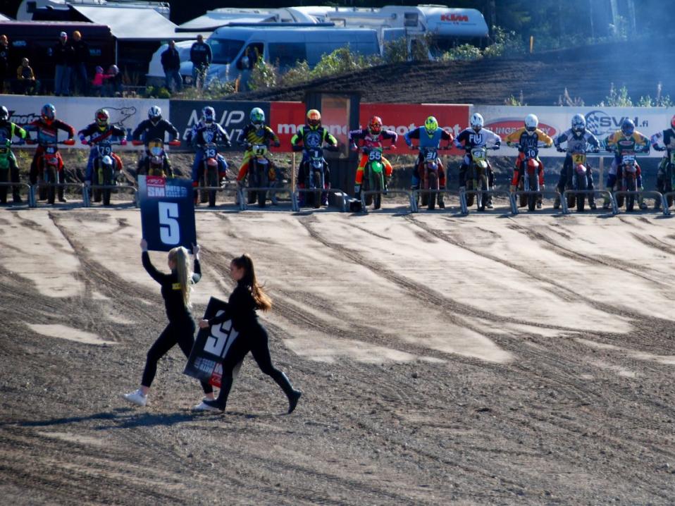 <p>Tulevana viikonloppuna ratkotaan motocrossin kerhojoukkueiden mestaruudet Sipoossa. Kuva: SM Motocross Tiedotus.</p>