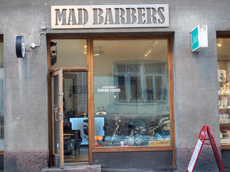 <p>Mad Barbers, Lönnrotinkatu 16, Helsinki. Motoristihenkinen parturi.</p>