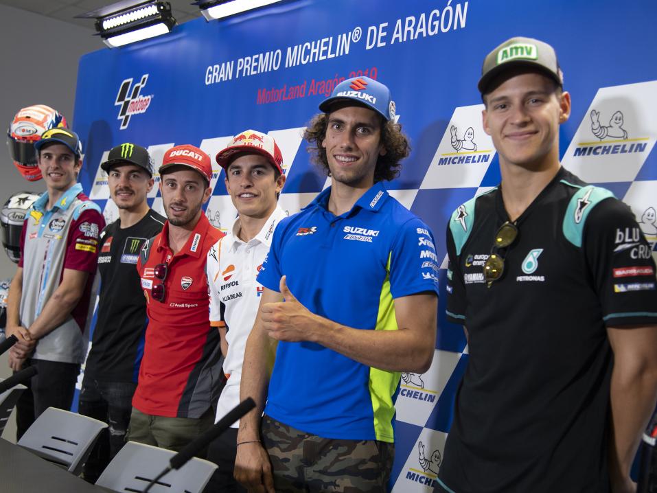 Kuvassa vasemmalta oikealle: A. Marquez, Viñales, Dovizioso, Marquez, Rins, Quartararo.