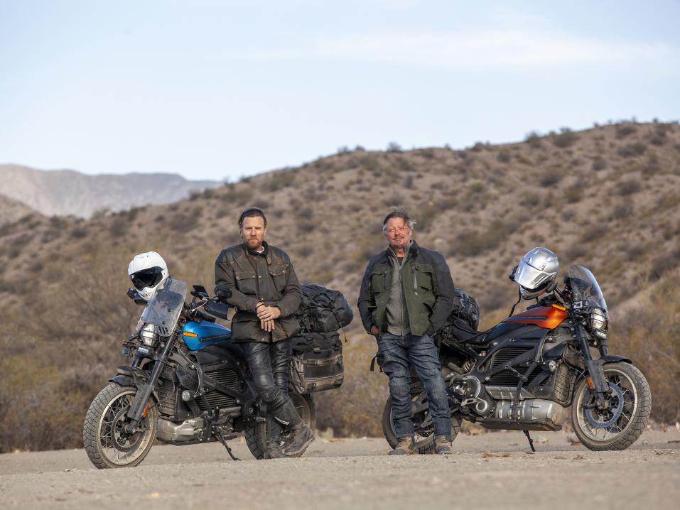 San Juan, Argentiina ja Ewan McGregor sekä Charley Boorman. Kuva Long Way Up tv-sarjasta.