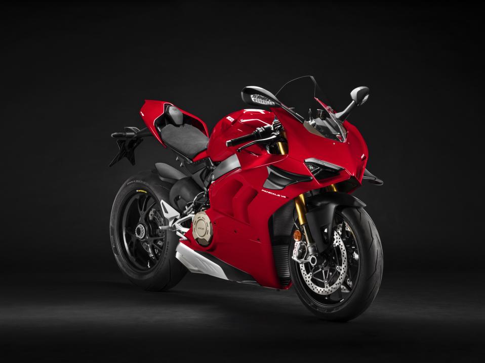 2021 Ducati Panigale V4. Tämä versio ainakin on vielä varustettu polttomoottorilla.