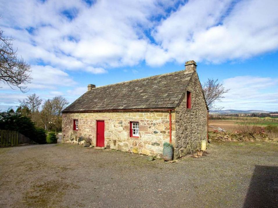 Davidson Cottage - William Davidsonin lapsuudenkoti Skotlannissa.