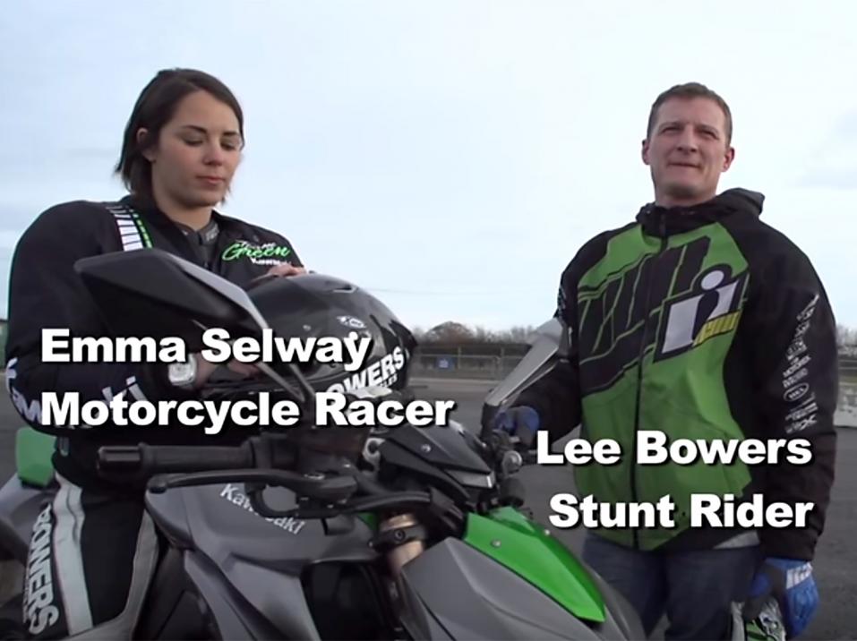 Emma Selway ja Lee Bowers AIM:in videolla.
