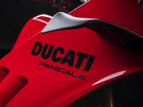 Ducati Panigale V4 S vuosimalli 2022.