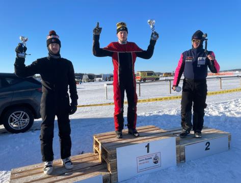 JR A450-luokan ensimmäisen osakilpailun voittoon ajoi Ossi Rantala, toiseksi nopein oli Lasse Kurvinen, Teemu Keinänen taisteli itselleen kolmannen paikan podiumilta.