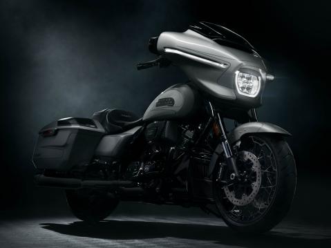 Harley-Davidson Street Glide CVO 2023.
