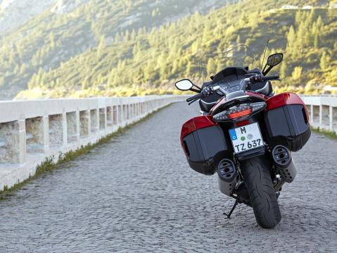 Vuosimallin 2017 BMW K 1600 GT.