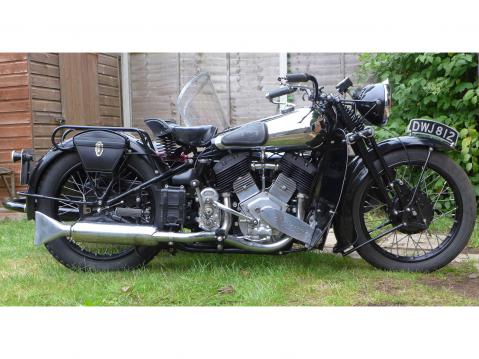 Brough Superior 1,096 cm3. Kuva: Bonhams.