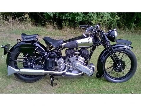 1939 Brough Superior SS80.