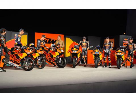 KTM kisaa tulevalla kaudella Moto3- ja Moto2-luokissa Aki Ajon johdolla ja debytoi nyt myös MotoGP-luokassa, jossa Mika Kallio toimii tallin testikuljettajana. Kuva: Nita Korhonen