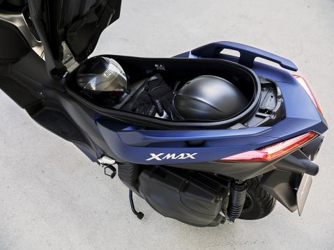 Yamaha X-MAX 400 vm 2018