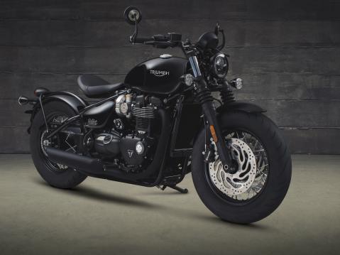 Triumph Bonneville Bobber Black vuosimallia 2018.