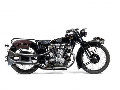 Edinburghin poliisille alunperin kuulunut 1931 Brough Superior 981cc SS100.