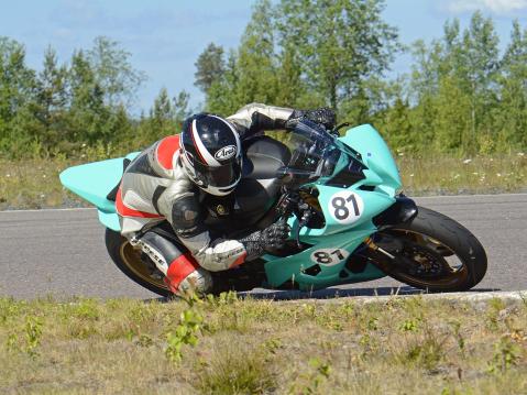 Superstock 600 -luokassa voittoon ajanut Peter Paloranta nro 81. Kuva Sami Salonen.