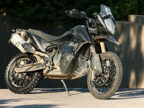 Esituotantosarjan KTM 790 Adventure R