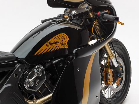 PJ Grakauskaksen rakentama Indian Scout Bobber.