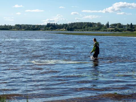 Pohjan olosuhteisiin tutustumista.