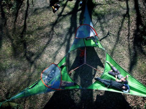 Esimerkki miten kolme Tentsile Connectia saa yhteen. Kuva Tentsile.