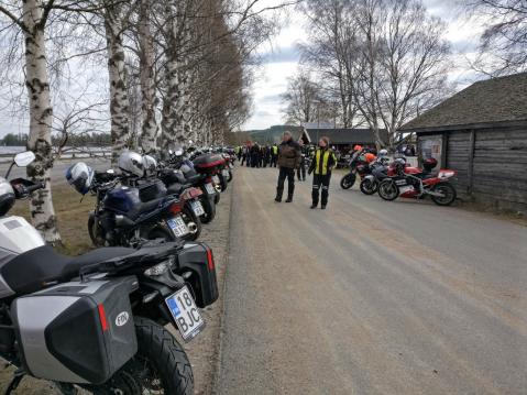 Onneksi ei ole lunta maassa!