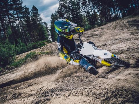 Husqvarna EE 5 vuodelle 2020.