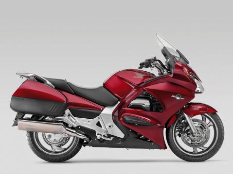 Honda ST1300 Paneuropean vm 2014.