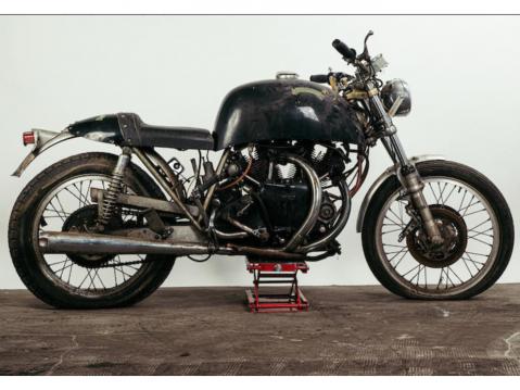 Noin 1968 Egli-Vincent 998cc Black Shadow -projekti, hinta-arvio 14,000 - 18,000 €.