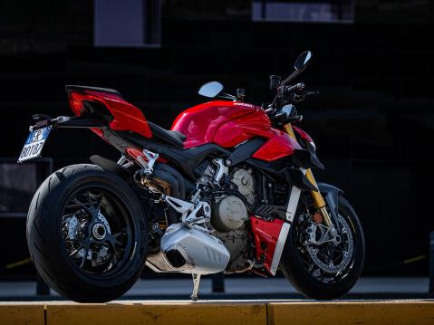 Ducati V4 Streetfighter S 2020.