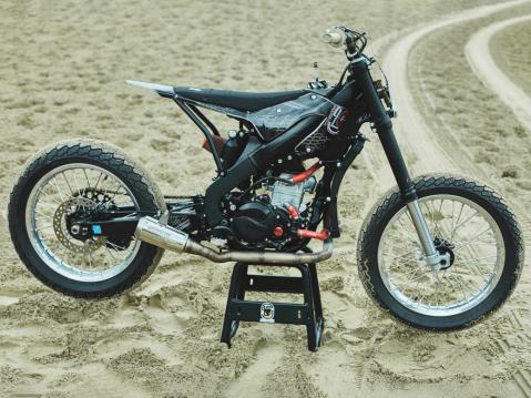 Honda 450 CRF 'FLT TRCK'.