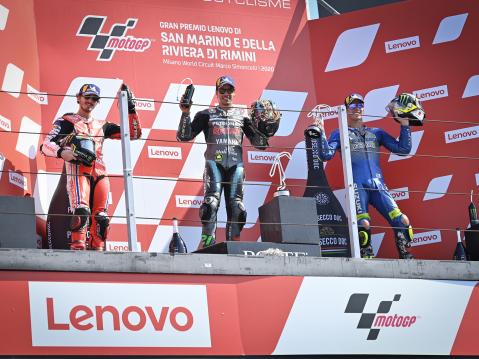 MotoGP podium vasemmalta: Bagnaia, Morbidelli ja Mir.