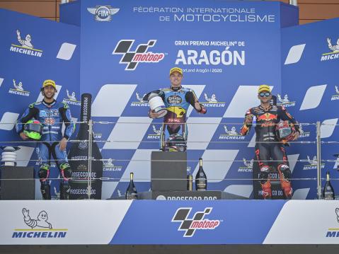 Moto2 podium vasemmalta: Bastianini, Lowes ja Martin.