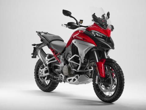 Ducati Multistrada V4 S 2021.