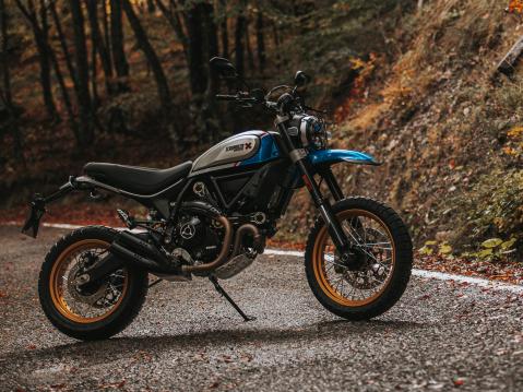 Ducati Scrambler Desert Sled 2021.