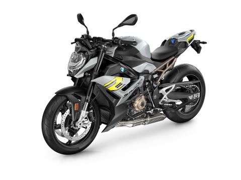 Uusi 2021 BMW S 1000 R.