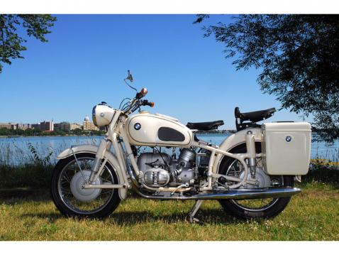 60-luvun BMW R 60/2. Vuosimalli ei tiedossa, kuvituskuva. Kuva: Wikimedia Commons, Jeff Dean, Madison, Wisconsin, USA.