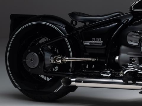 Kingston Customin 'Spirit of Passion' perustuu BMW R18-malliin.