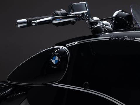 Kingston Customin 'Spirit of Passion' perustuu BMW R18-malliin.