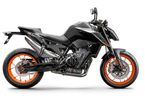 KTM:n uusi 890 Duke vuosimallia 2021.