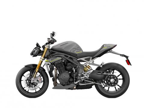 Triumph Speed Triple 1200 RS vuosimallia 2021.