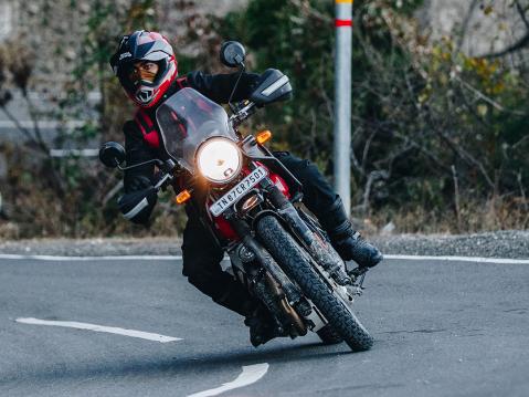 Vuosimallin 2021 Royal Enfield Himalayan.