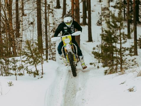 Antti Hänninen on tiukasti kiinni kakkossijassa. Kuva Milla Vahtila.