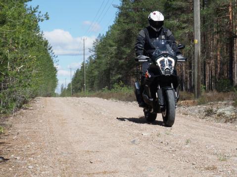 Superadventuren jousitus toimii hiekallakin.