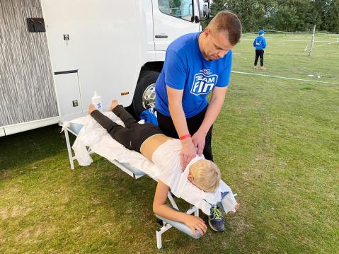 Hieroja Jussi Töyrylä. Coupe2021, kuva Suomen Junioreiden MM-maajoukkueen Tiedotus.