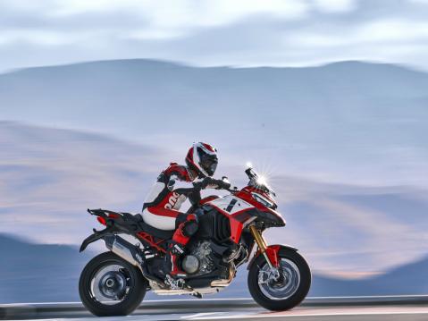 Mallivuoden 2022 Ducati Multistrada V4 Pikes Peak.