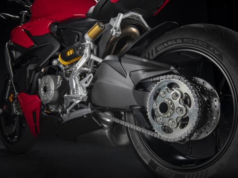 Ducati Streetfighter V2 vuosimallia 2022.