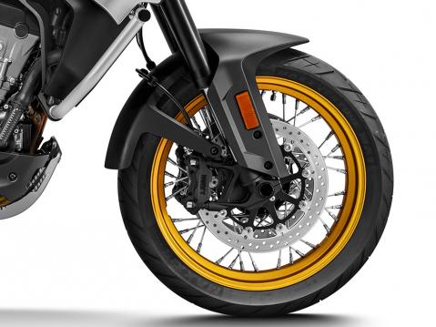 CFMoto 800MT Touring.