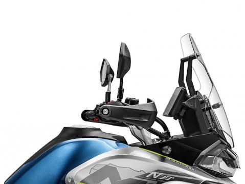 CFMoto 800MT Touring.