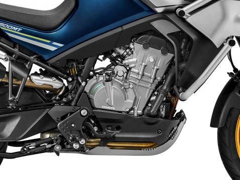 CFMoto 800MT Touring.