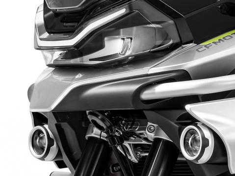 CFMoto 800MT Touring.
